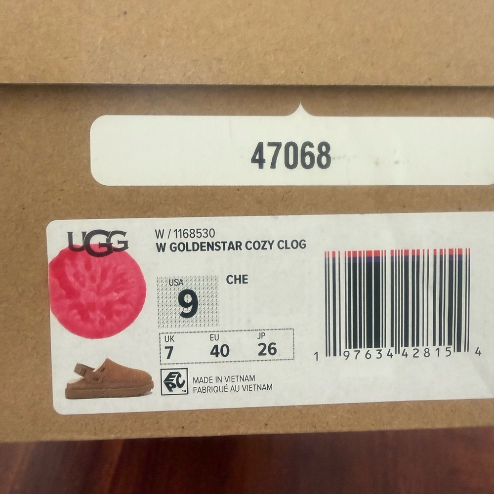 UGG Goldenstar Cozy Clog Chestnut Rubber Sole Mule size 9 NWT - Picture 3 of 8
